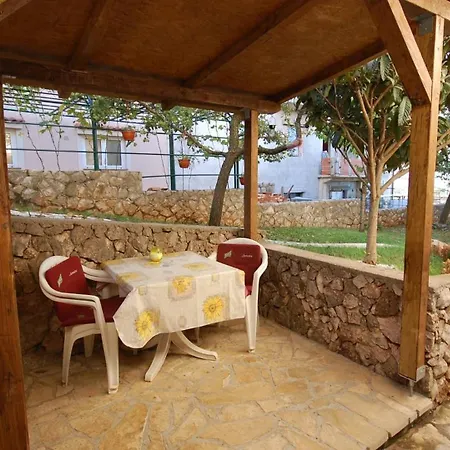 Apartment With A Parking Space Njivice, Krk - 21728 Njivice