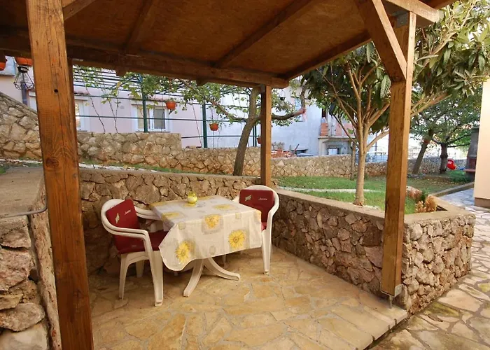 Apartmán With Parking Space - Krk - 21728 Njivice