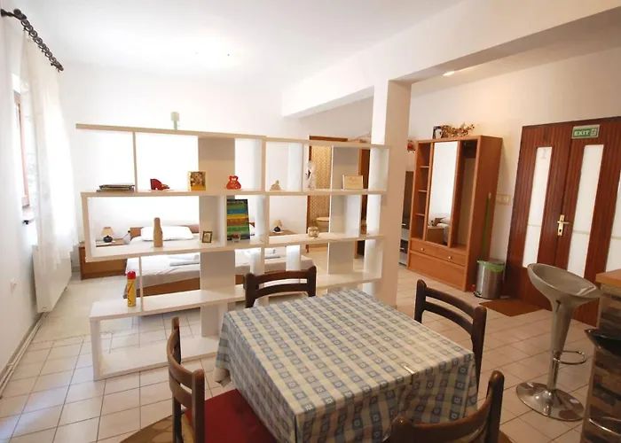 With Parking Space - Krk - 21728 Apartmán